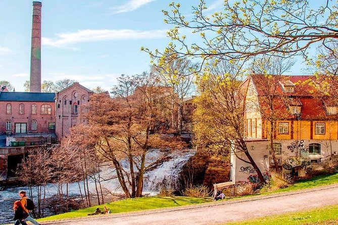 Oslo City Walks - Historic River Walk - How the industrial river became an outdoor hangout