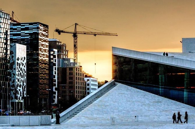 Oslo City Walks: The City of Contrasts - Entering Oslo’s modern engine room at Østbanehallen
