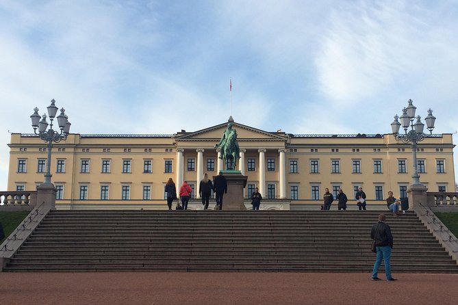 Oslo Discovery Tour - Vigeland Park: guided sculpture, not just a stroll