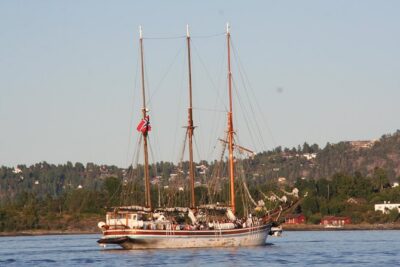 Oslo Fjord Evening Cruise with Shrimp Buffet on a Sailing Ship