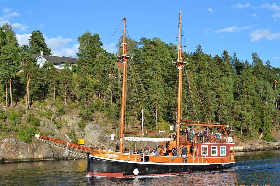 Oslo: Fjord Mini Cruise by Wooden Sailing Ship - Price and Value: About $36 for a Fjord Taster