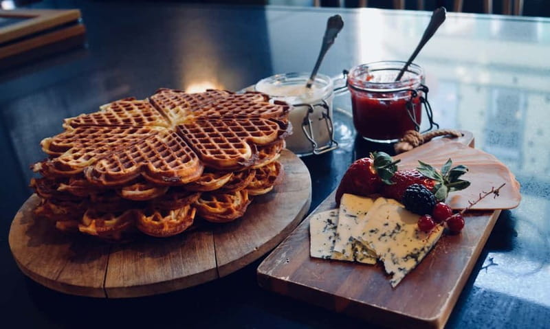 Oslo: Food Tasting and Walking Tour with a Local - Key things to know before you go