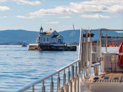 Guided Sightseeing Fjord Cruise on Premium Silent Boat