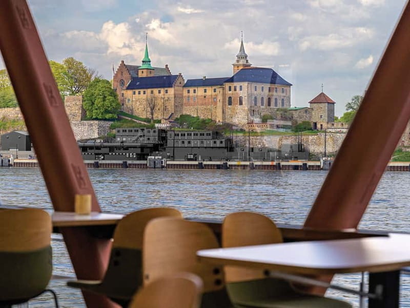 Oslo: Guided Sightseeing Fjord Cruise on Premium Silent Boat - The route, stop by stop: from fortress views to islands in the inner fjord