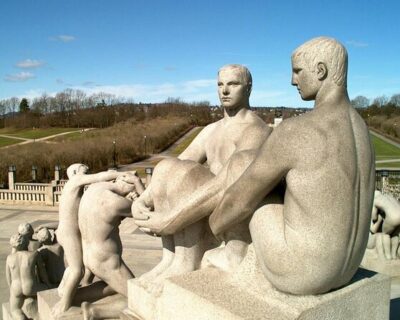 Oslo Panorama Tour with Holmenkollen Ski Jump and Vigeland Park