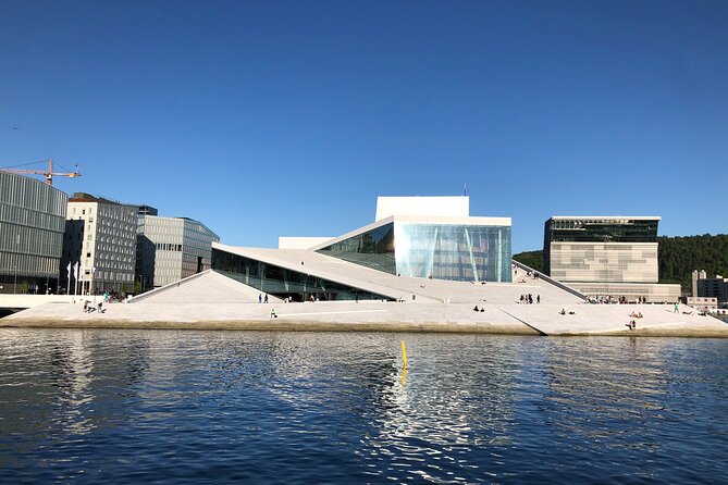 Oslo Panorama Tour with Holmenkollen Ski Jump and Vigeland Park - Practical tips: shoes, steps, and what to do about bathroom breaks