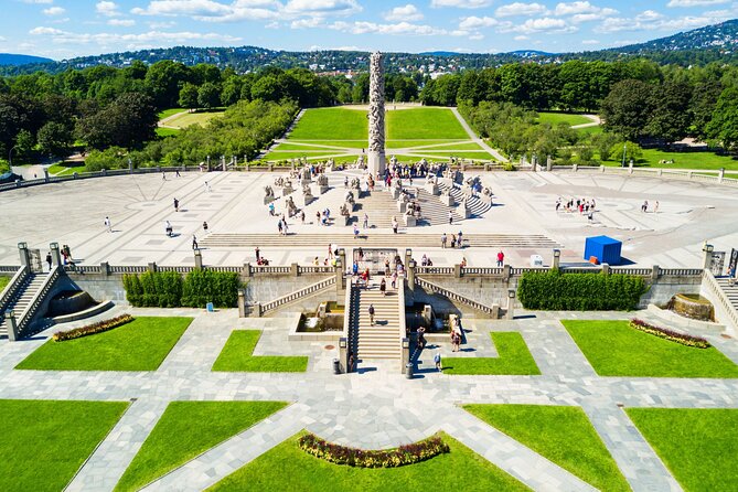 Oslo : Private Walking Tour With A Guide ( Private Tour ) - The guides: friendly, flexible, and not just reciting facts