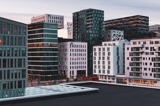 Oslo: Private Walking Tour with a Local - Where you meet, and how pickup works in central Oslo
