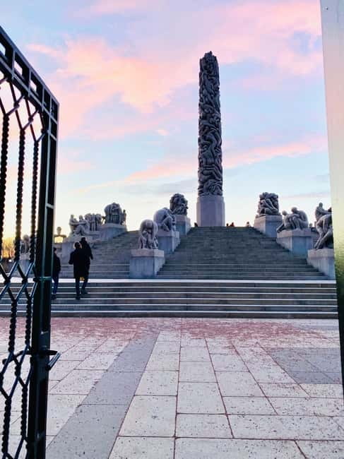 Oslo Walk:Private Walking Tour–City Highlights & Hidden Gems - Nature Escape: Akerselva for quick calm, Lillomarka for a bigger breath