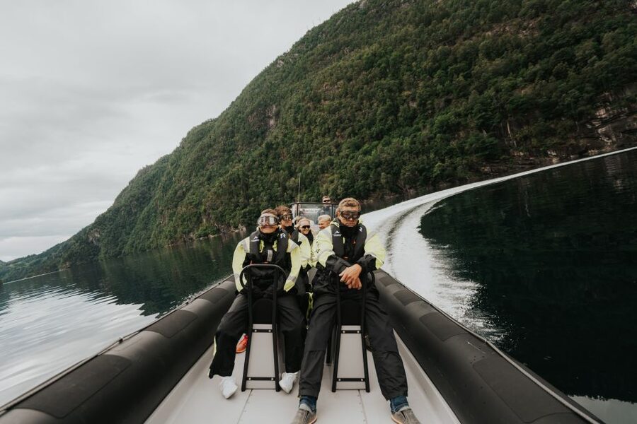 Øystese: Hardangerfjord RIB safari to the Fyksesund branch - Timing, Thrills, and How the Ride Feels on the Water