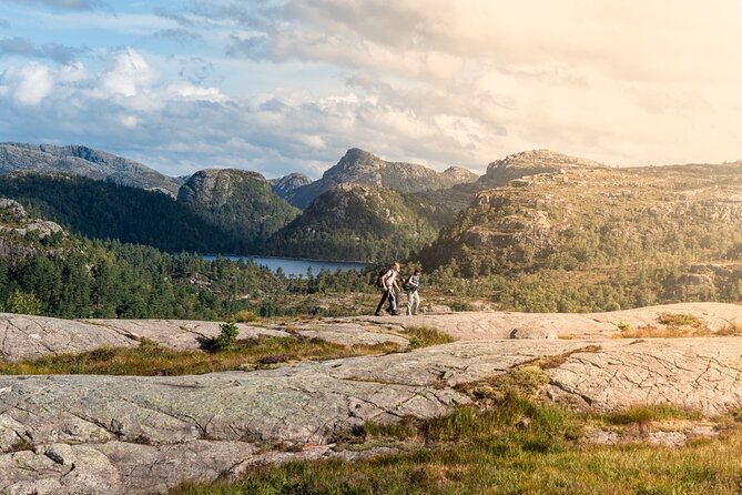 Preikestolen | Pulpit Rock - Hike with a local guide - The optional hidden trail: when conditions turn into an advantage