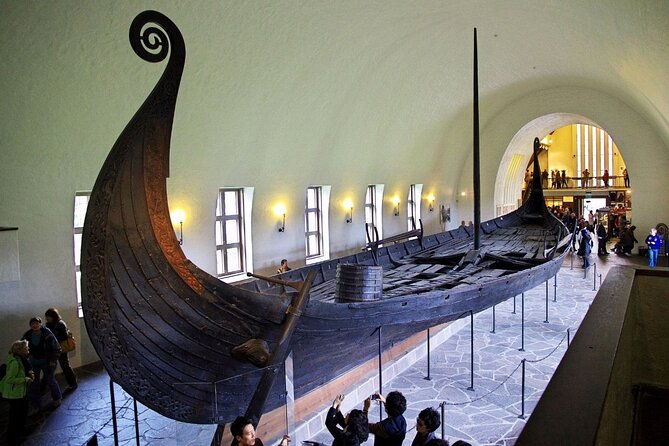 Private Oslo Tour with a Local, Highlights & Hidden Gems, 100% Personalised - Meeting at TigerJernbanetorget, and How Pickup Works in Real Life