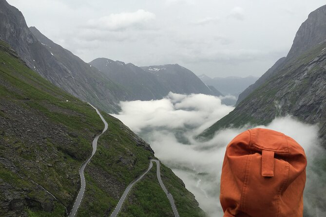 Private shore excursions Ålesund Trollstigen-Trollroad in small (1-4)groups - Private small-group logistics in Ålesund, with pickup that reduces stress
