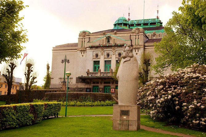PRIVATE TOUR: Bergen city sightseeing, 4 hours - Troldhaugen and Edvard Grieg’s world (optional, but a strong reason to book)