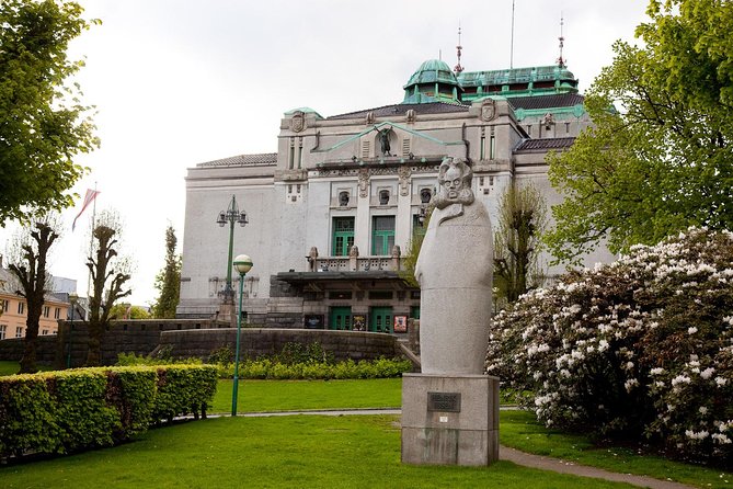 PRIVATE TOUR: Bergen city sightseeing, 5 hours - Old Bergen Museum (Bymuseet I Bergen): the town inside a town