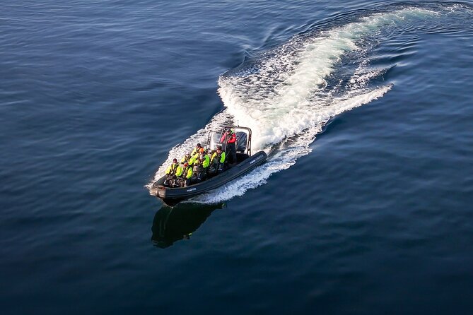 Rib adventure in the Lysefjord with boat house visit - Gear and comfort: what to wear on a wet, windy fjord
