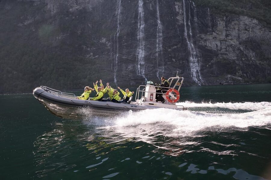 RIB Geiranger - Fjordsafari - Gear and safety that make the speed feel manageable