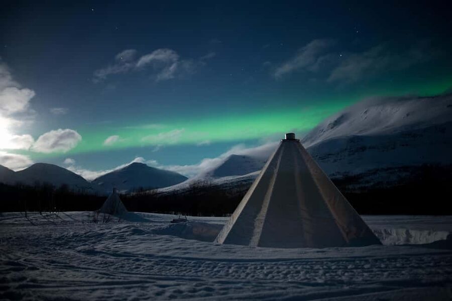 Sami Culture, Northern Lights & Reindeer Visit at Camp Tamok - Camp Tamok in One Evening: What Makes It Different