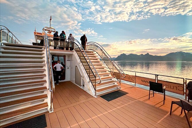 Sea Eagle Sunset Cruise - The Cruise Route: Skrova and Litlmolla Pass-By Moments