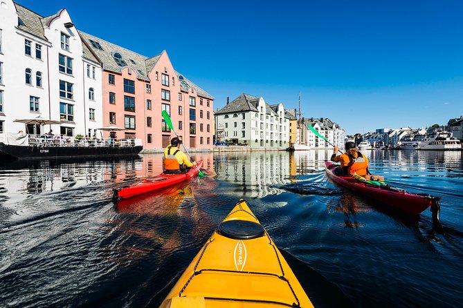 Sea Kayaking In Ålesund - Why sea kayaking is the perfect match for Ålesund