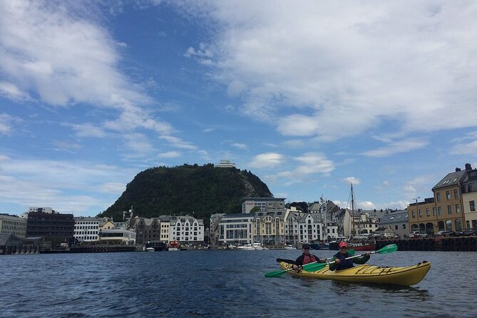 Sea Kayaking In Ålesund - Group size and “will I share the kayak?”