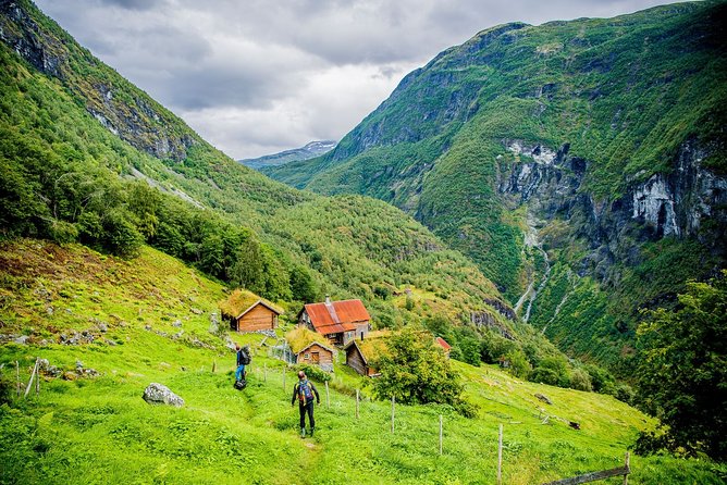 Self-Guided 22-Hour Round Trip From Oslo To Sognefjord With Flåm Railway - Myrdal to Flåm on the Flåm Railway Through Flåmsdalen
