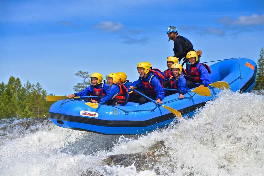 Setesdal, Evje: Family Rafting on the beautiful Otra river - The guides and briefings that keep kids confident