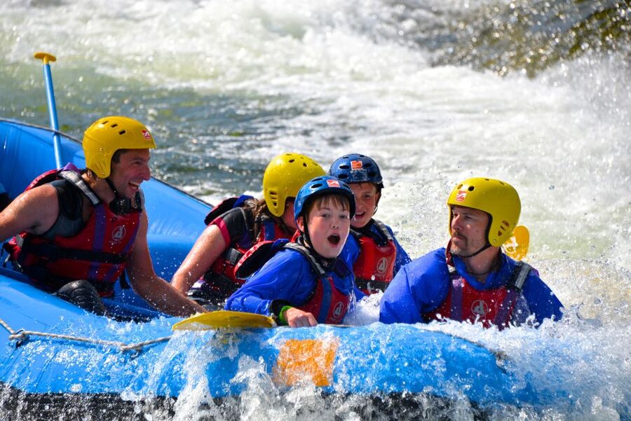 Setesdal, Evje: Family Rafting on the beautiful Otra river - Sizing rules: The 120 to under 140 cm sweet spot