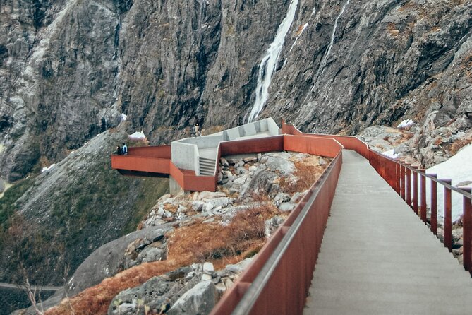 Sightseeing Tour in Trollstigen - Land of Trolls - Kokarsteinen and Gudbrandsjuvet: Two Quick Fjord Photo Stops That Set the Tone