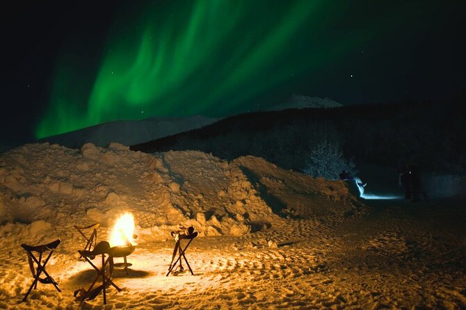 Small Northern Lights Tour Max 8 Guests Pickup and Photography - Thermal Suits and Photo Tips: How You Get Better Pictures