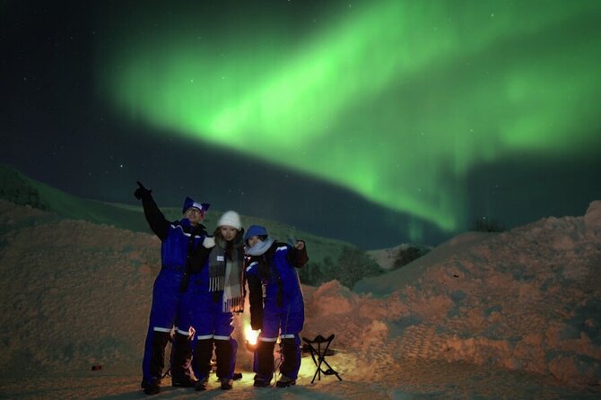 Small Northern Lights Tour Max 8 Guests Pickup and Photography - Pickup Timing and Van Comfort: What Your Evening Schedule Actually Looks Like