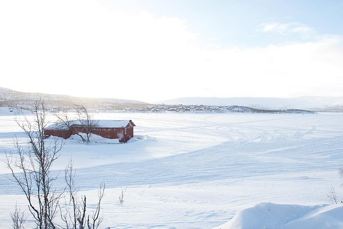 Snowmobile Adventure to 3-Country Border - Kilpisjärvi gear-up: warmth is handled, but your layers still matter