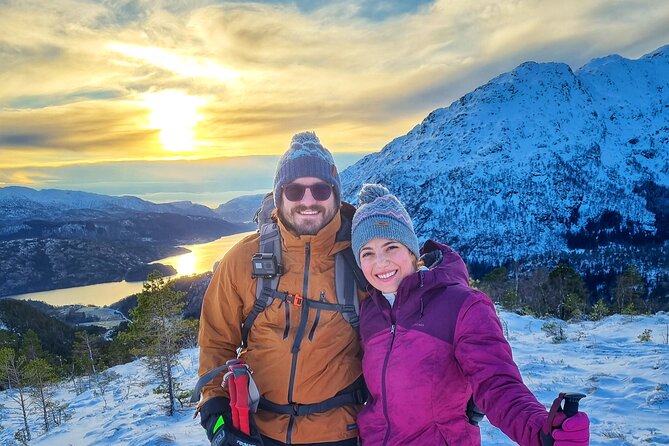 Snowshoe hiking in Bergen - Public tour - Why this Bergen snowshoe hike feels so different from a city day