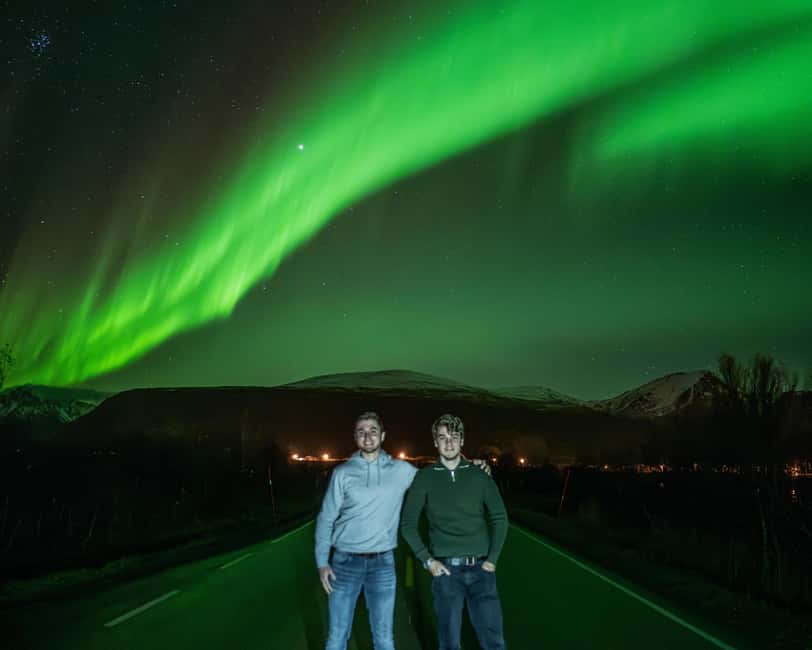 Sortland: Small Group Northern Lights Chase by Car - Key things that make this Northern Lights chase work