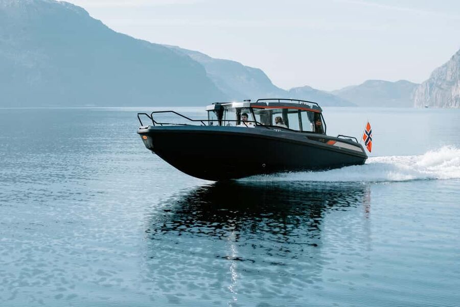 Stavanger: Boat Safari to Lysefjord and Preikestolen - Food, drinks, and timing that keep the day light