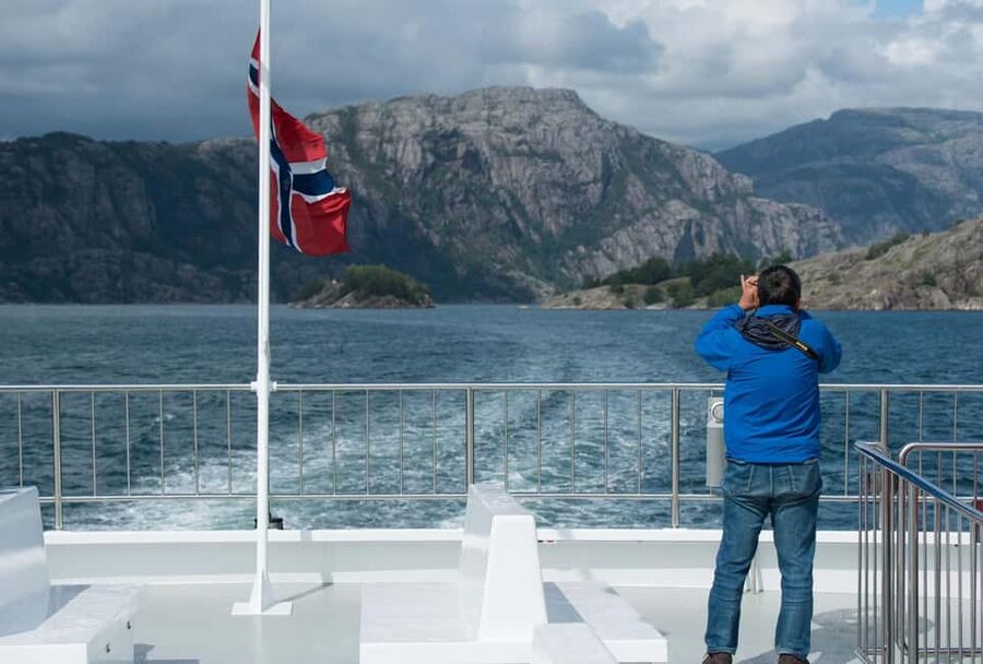 Stavanger: Electric Fjord Cruise to Lysefjord & Preikestolen - Onboard comfort: sun decks, panoramic windows, and what to bring