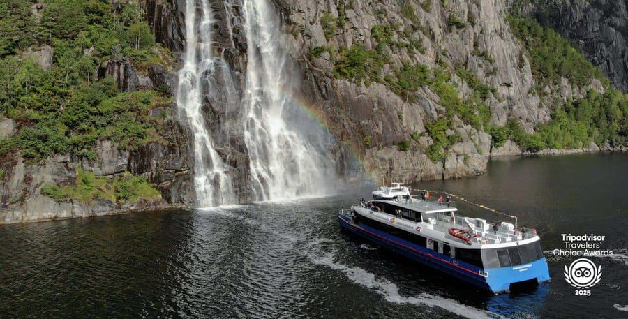 Stavanger: Electric Fjord Cruise to Lysefjord & Preikestolen - Where to board at Strandkaien, Vågen (and how easy it feels)