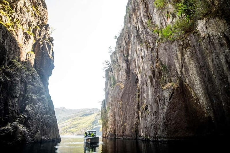 Stavanger: Guided Lysefjord Cruise to Pulpit Rock - Meeting the boat at Strandkaien 34, and how to stay warm