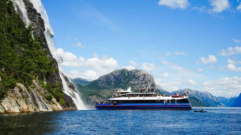 Stavanger: Lysefjorden Cruise and Preikestolen Hike - Lysefjord highlights you will actually notice from deck level