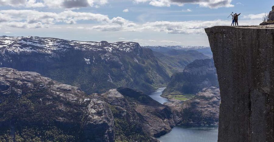 Stavanger: Preikestolen Classic Hike and Side Trail - Stavanger pickup and the drive to the trailhead