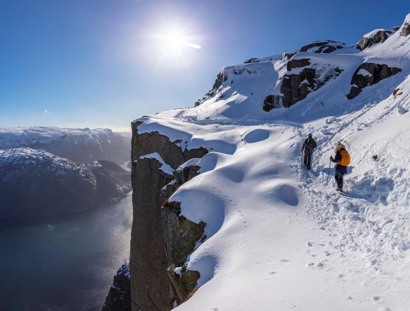 Stavanger: Preikestolen Winter Hike + Hot Lunch - Preikestolen views, and the weather you must expect