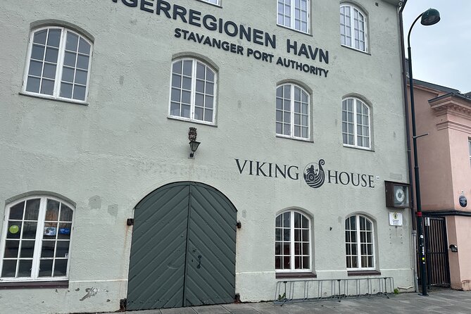 Stavanger's Historic Sites Smartphone App GPS Audio Walking Tour - Canning big business: industry you can almost picture