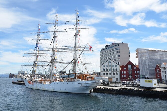 Stavanger Walking Tour: Explore Top Sights & Hidden Gems - What the Walking Actually Feels Like