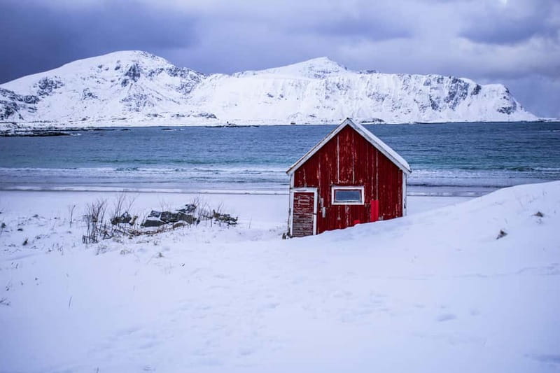 Svolvaer: Lofoten Gems Photo Tour - Reine, Hamnøy & Å - Getting to photo-ready viewpoints in a comfortable minivan
