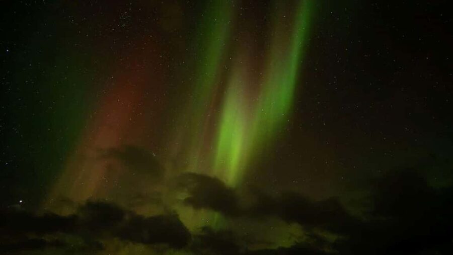 Svolvær: Northern Lights Tour with Hot Drinks & Photos - Key things to know before you go