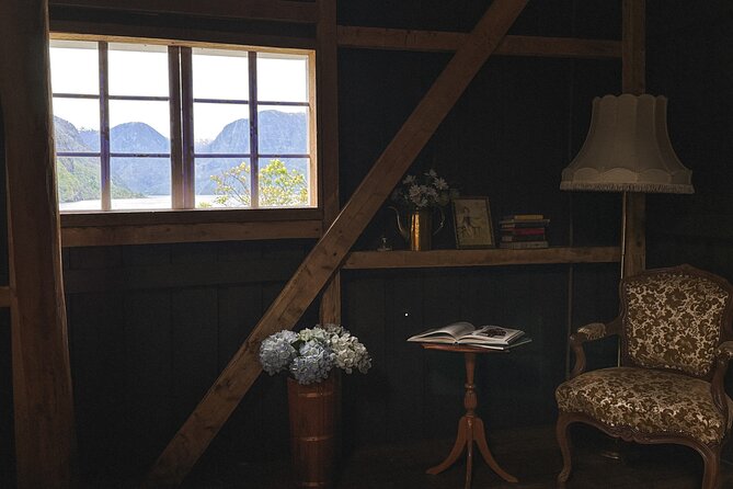 Taste of the Fjord Guided Food Tasting Experience in Flåm - Apple Garden Breaks and Fjord Views That Actually Fit the Hour