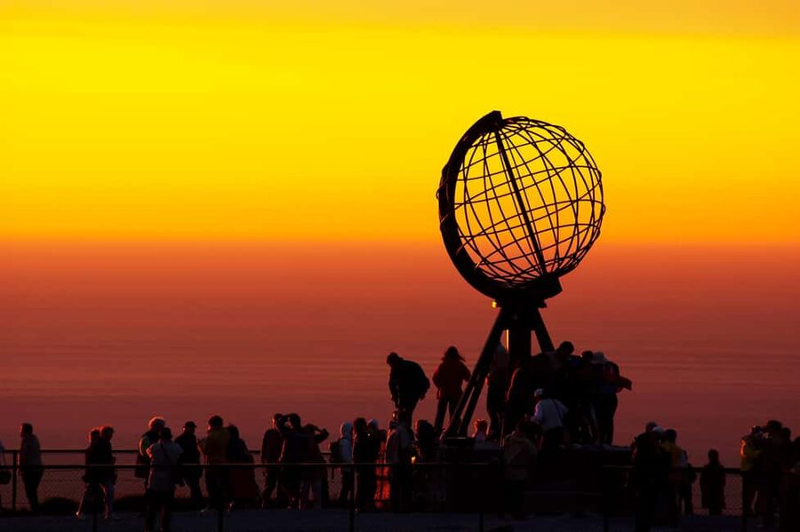 The North Cape Midnight Tour - Sami reindeer time, and why it can be a best-effort moment