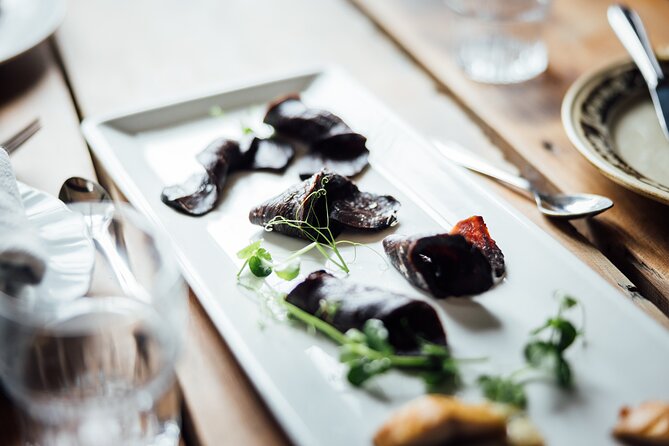 The Tromsø Food Walk, Taste your way through local history - Stop 3: Torgsenteret and Snorre Art, Snack Plus Art Break