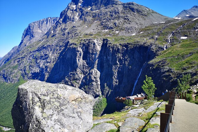 Trollstigen 100% Highlights Fjord to Troll 10 stops 16 seats max - Gudbrandsjuvet waterfall bridges and the lunch break you will look forward to