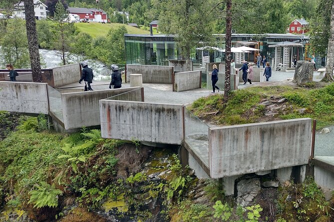 Trollstigen, The Land Of The Trolls - Gudbrandsjuvet: the river gorge where the water seems to misbehave